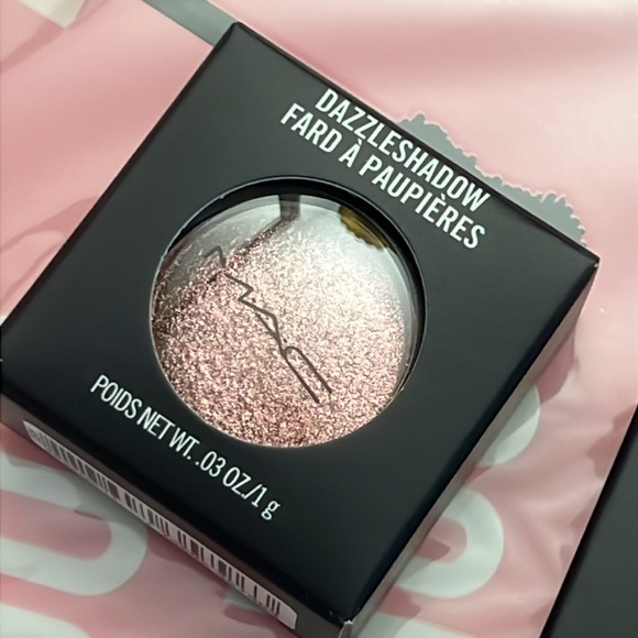 MAC Cosmetics DAZZLESHADOW Bundle NIB - Picture 2 of 11